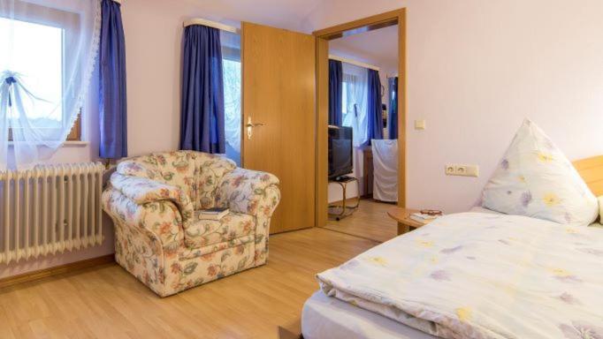 קניביס Haus Schoenblick מראה חיצוני תמונה